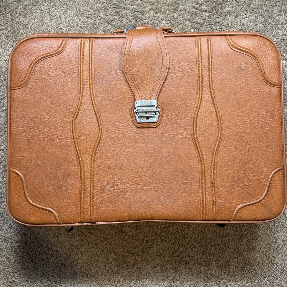 Vintage Monarch Luggage 2 Pc Brown Faux Leather Suitcase Set w/ Wheels & Keys